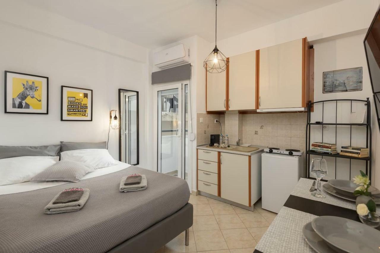 Central Studio! Fiber Wifi, Ac, Private, Self Check-In! Thessaloníki Exteriör bild