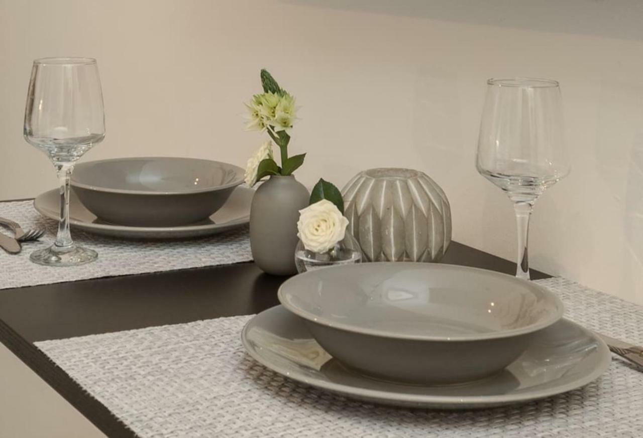 Central Studio! Fiber Wifi, Ac, Private, Self Check-In! Thessaloníki Exteriör bild