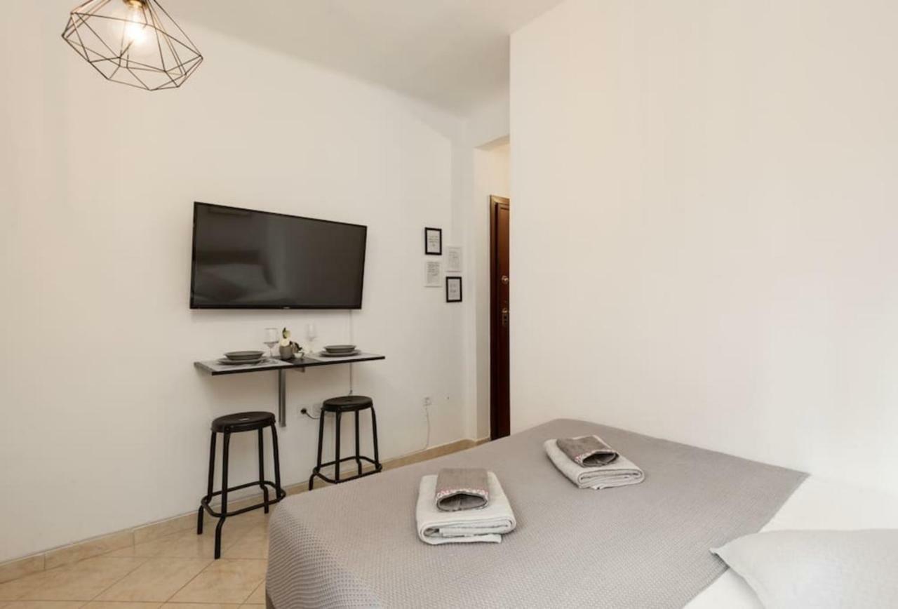 Central Studio! Fiber Wifi, Ac, Private, Self Check-In! Thessaloníki Exteriör bild