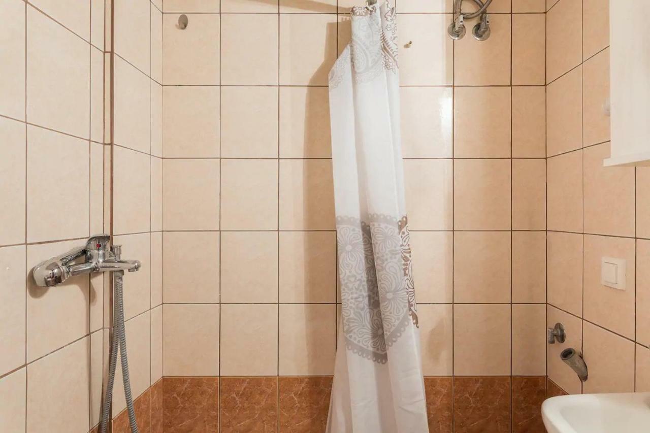 Central Studio! Fiber Wifi, Ac, Private, Self Check-In! Thessaloníki Exteriör bild